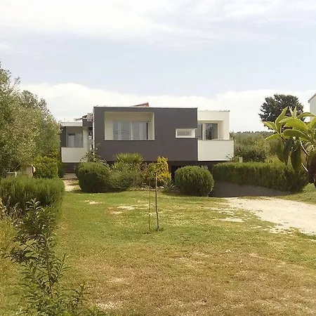 Fuzi - 50 M From Sea