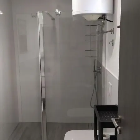 Fuzi - 50 M From Sea Apartment Bibinje