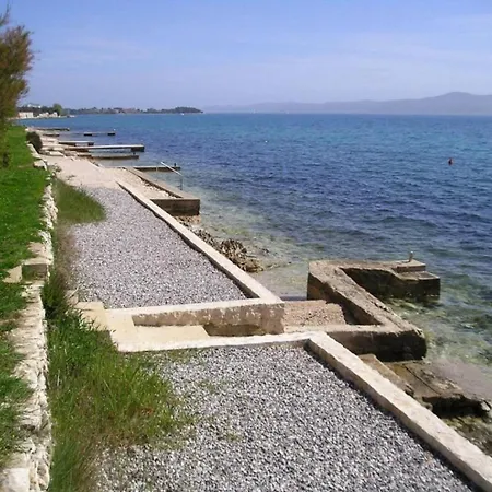 Fuzi - 50 M From Sea